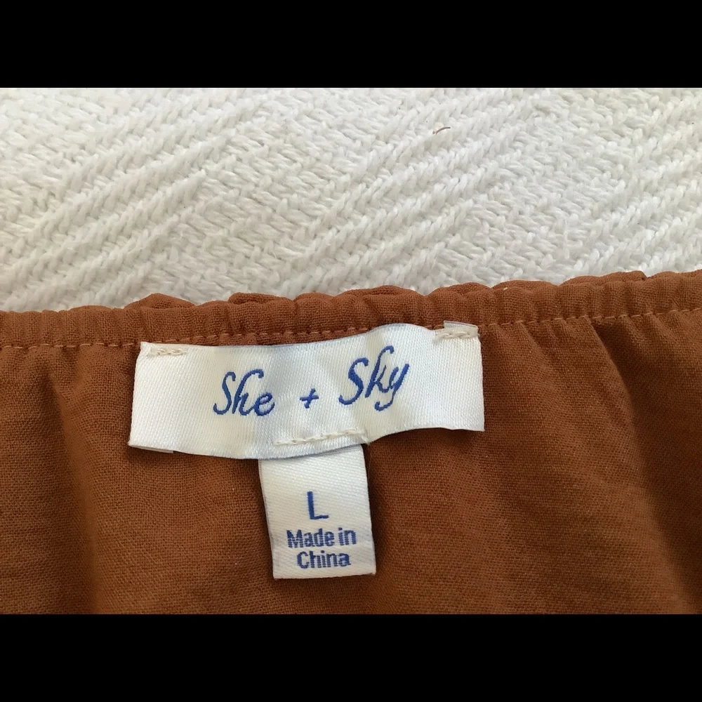 She & Sky rust colored blouse size L - Picture 7 of 10